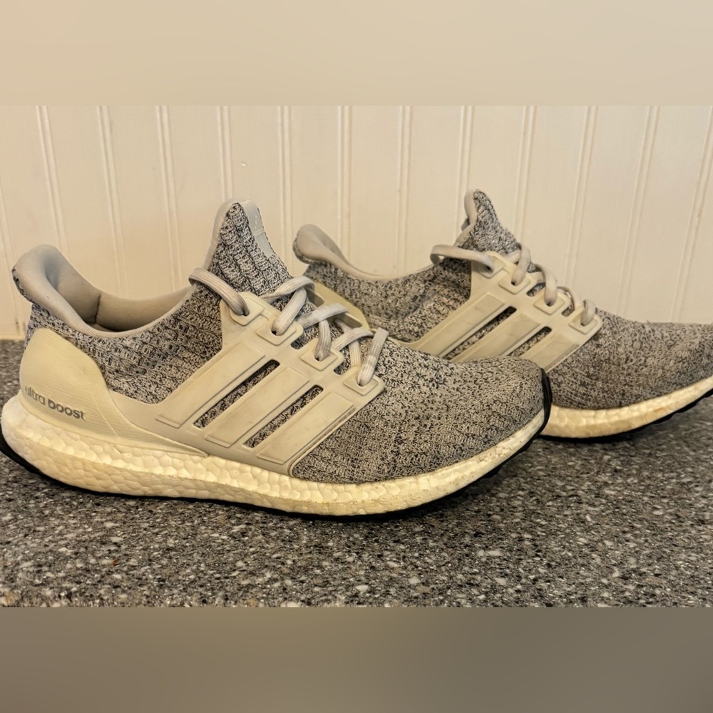 Adidas Ultraboost, Size 9